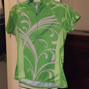 Bright green Cannondale cycling jersey